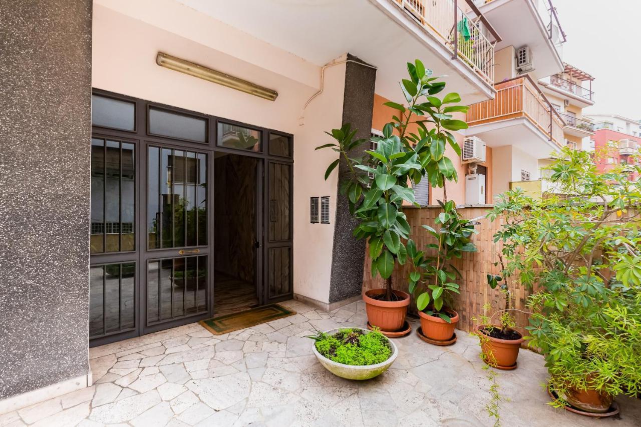 96 Degli Ubaldi Charming Suite Roma Esterno foto