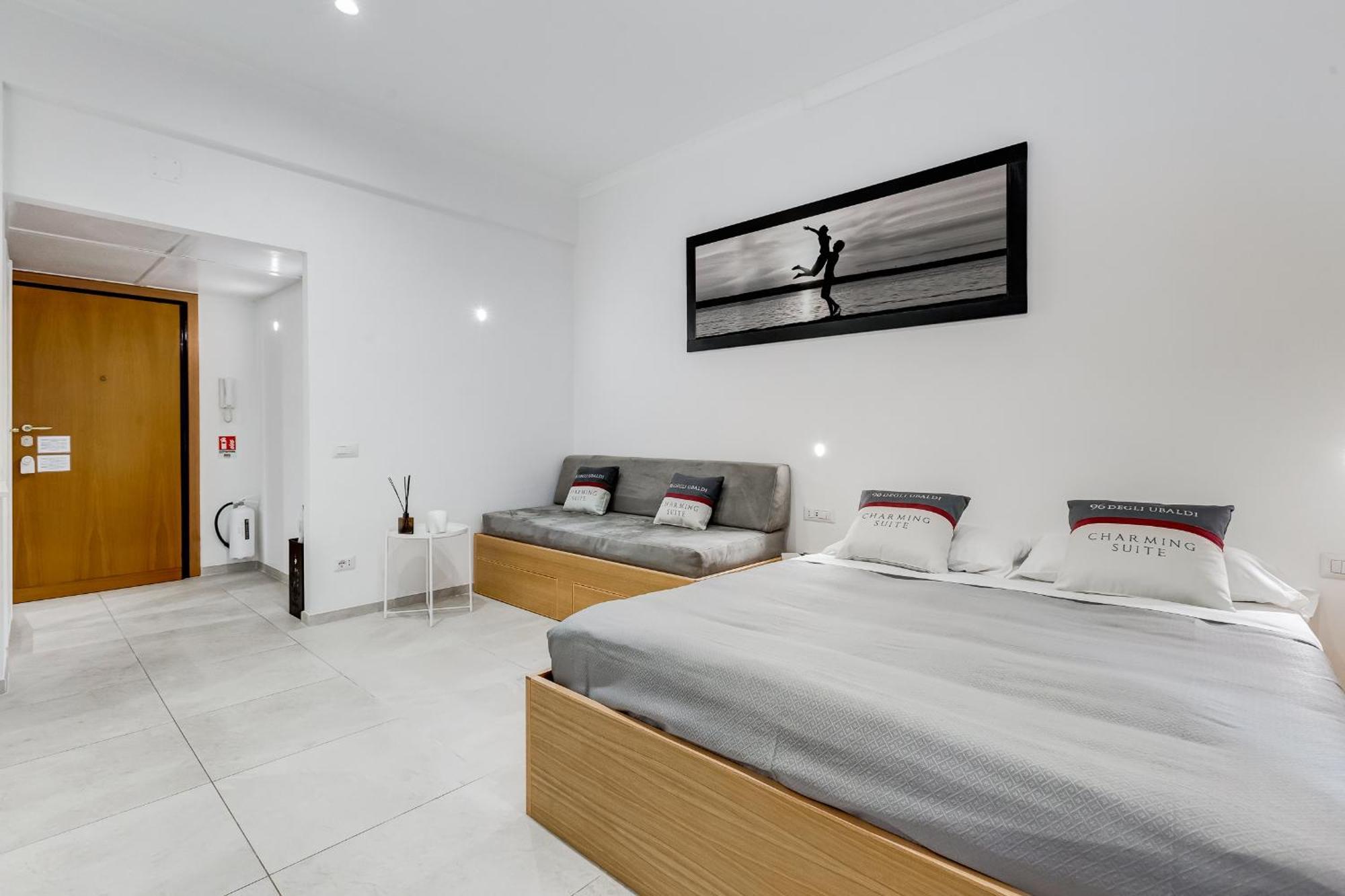 96 Degli Ubaldi Charming Suite Roma Esterno foto